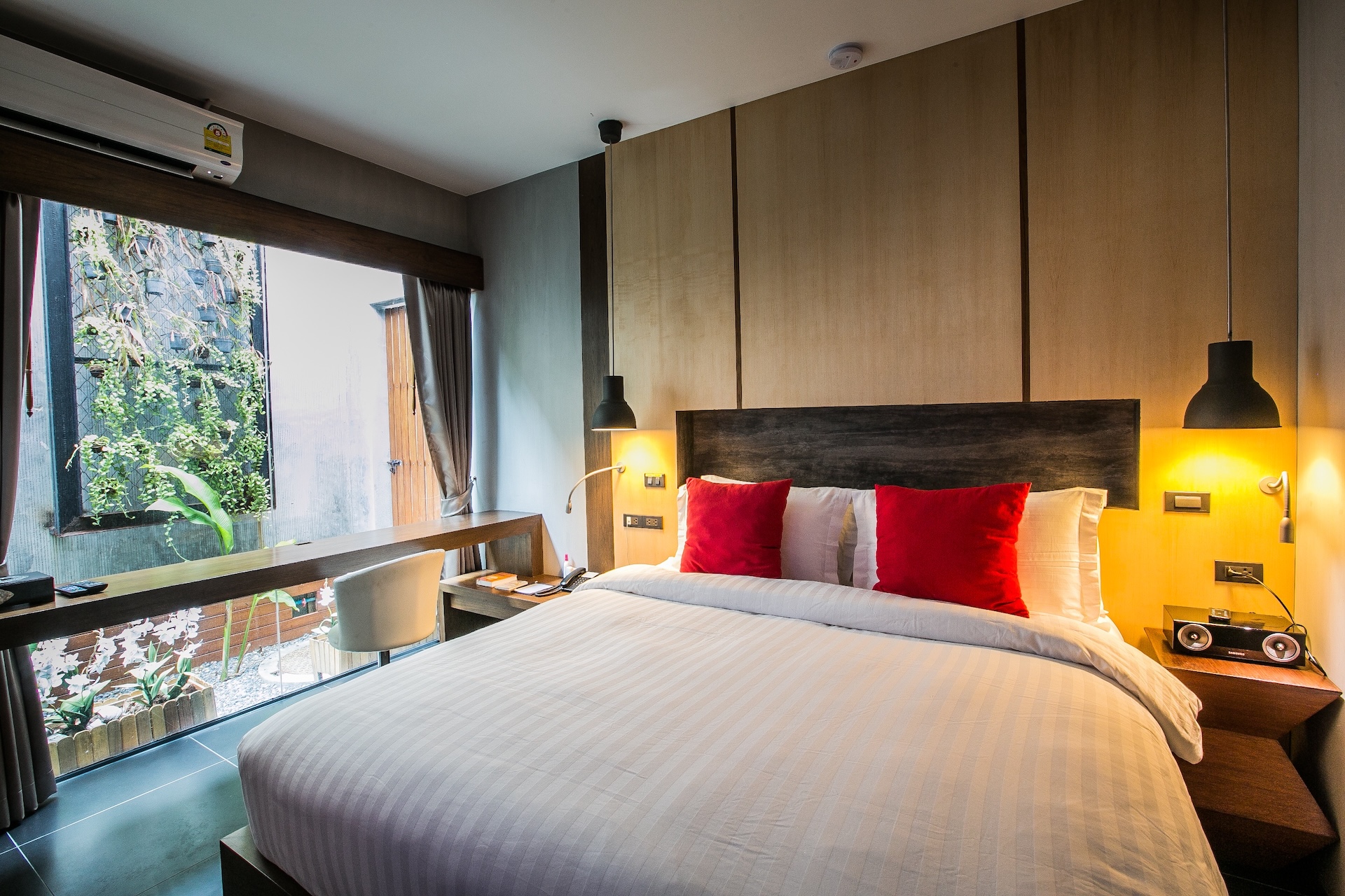 Two Bedroom Pool Residence 5