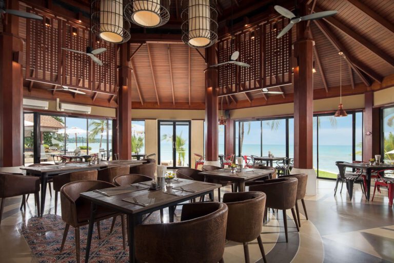 romantic-dining-restaurant-samui